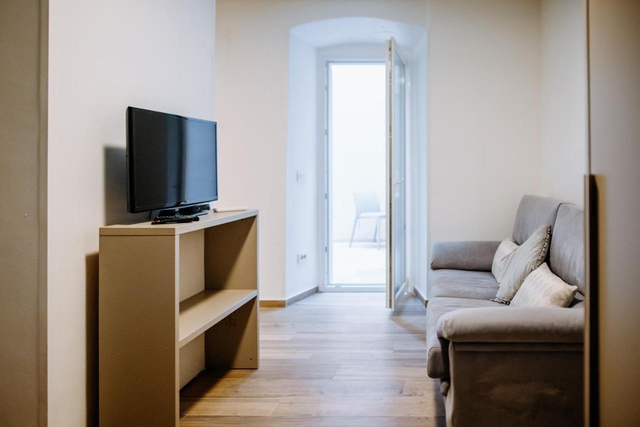 Aquarius Apartments By Duhomes ดูบรอฟนิก ภายนอก รูปภาพ
