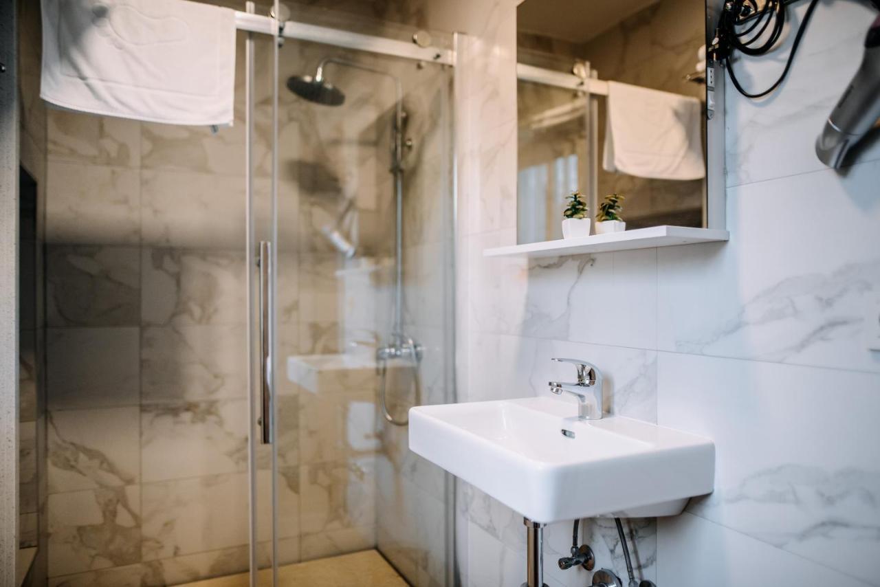 Aquarius Apartments By Duhomes ดูบรอฟนิก ภายนอก รูปภาพ